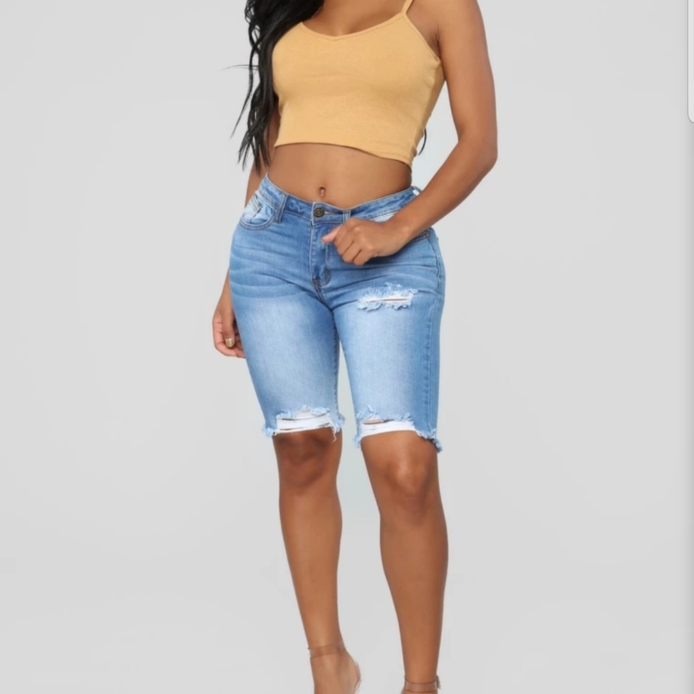 Fashion Nova shorts size Small